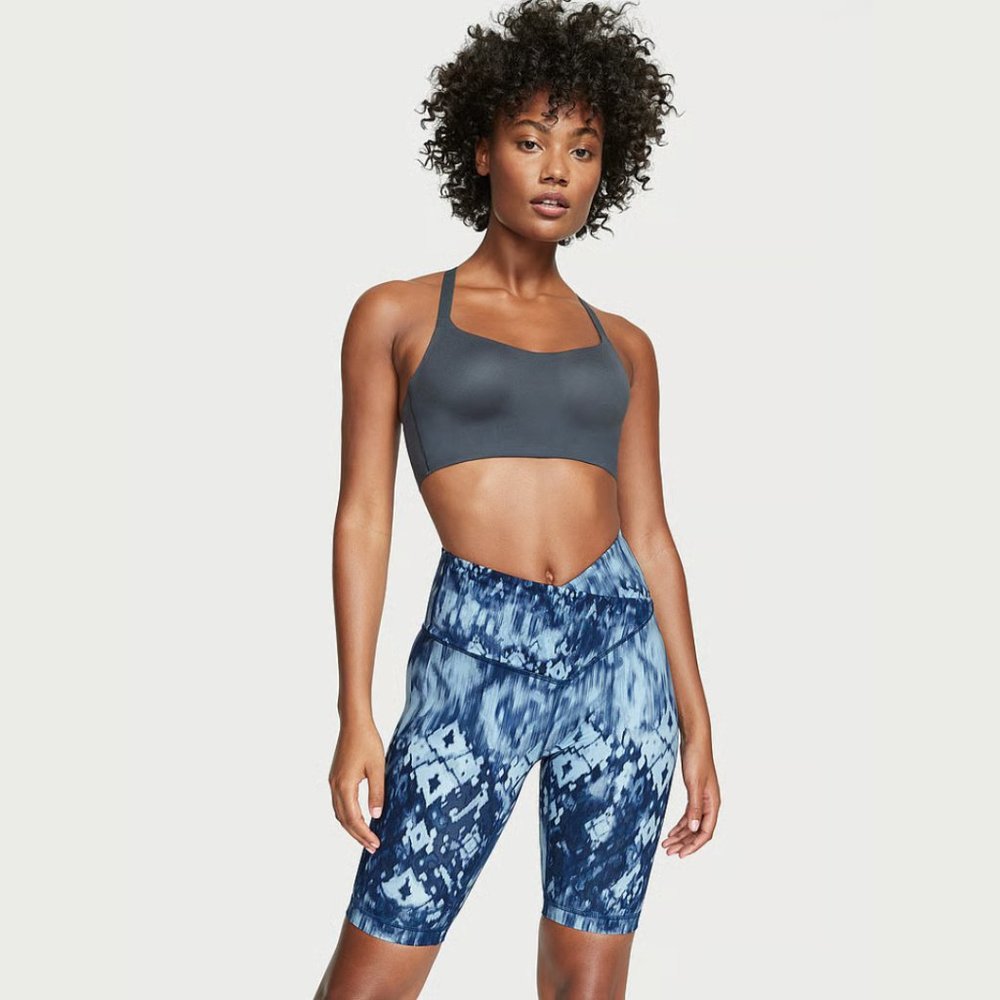 NWT ♡ Victoria's Secret ♡ Love Cloud High Rise 9" Crossover Bike Shorts - blue